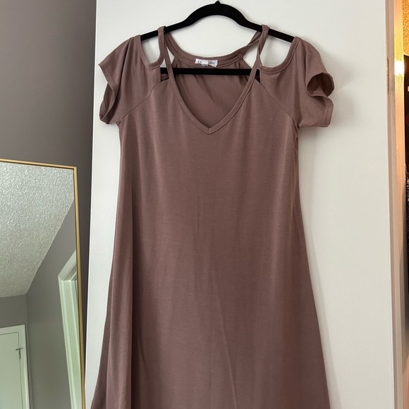 Cold shoulder casual swing dress in purple grey (small) - Picture 1 of 2